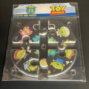 Toy Story Alien Coaster Mini Puzzle - Black and Green